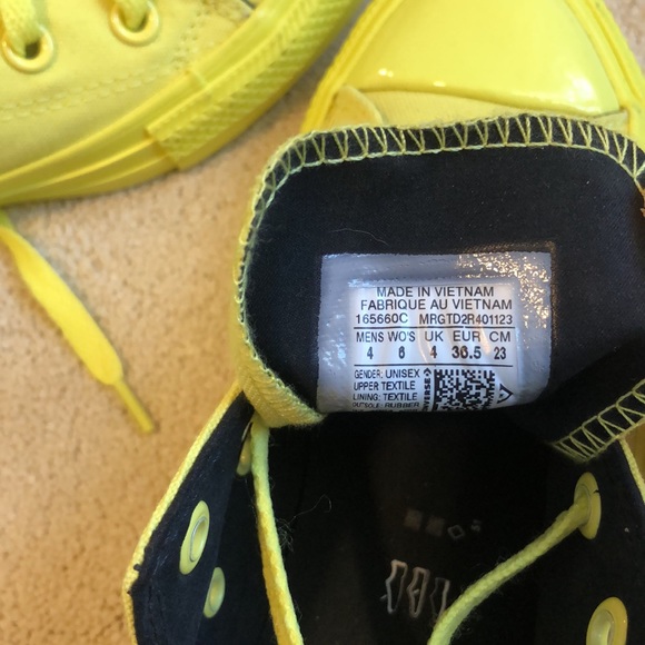 Converse x OPI Chuck Taylor All Star - size 6 - Picture 4 of 8